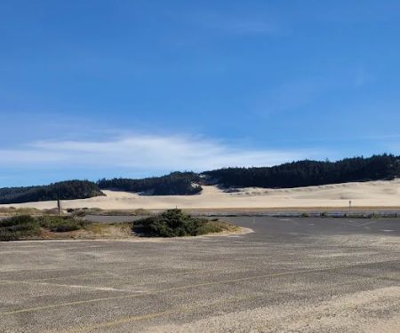 Umpqua Sand Camping