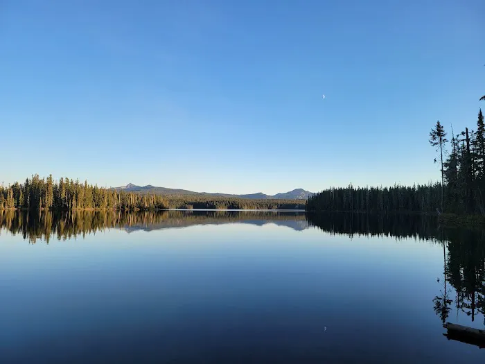 Summit Lake Campground Picture 8