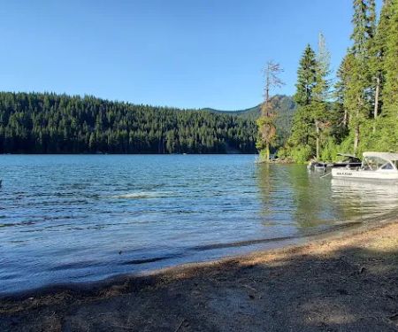 Trapper Creek Campground