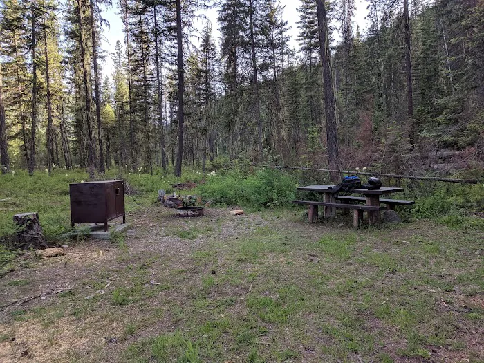 Jackpine Flats Campground Picture 6