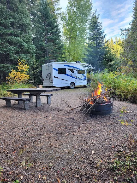 Howard Lake Campground Picture 10