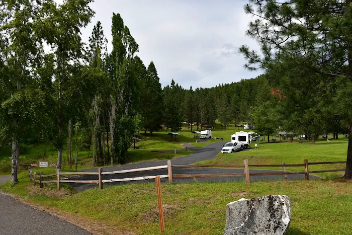Dent Acres Campground Picture 5