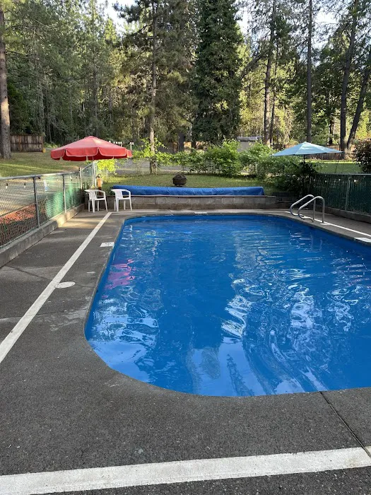 Sunny Valley Campground Picture 10