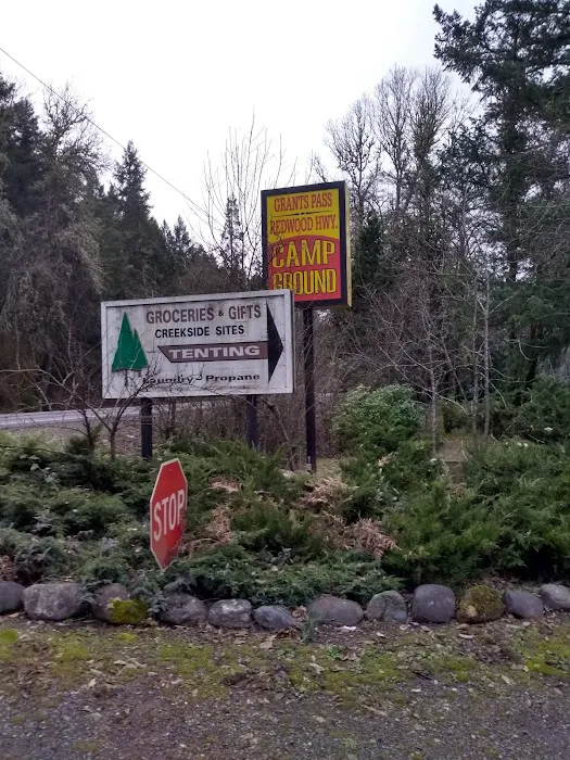 Redwood Hwy Campground Picture 1