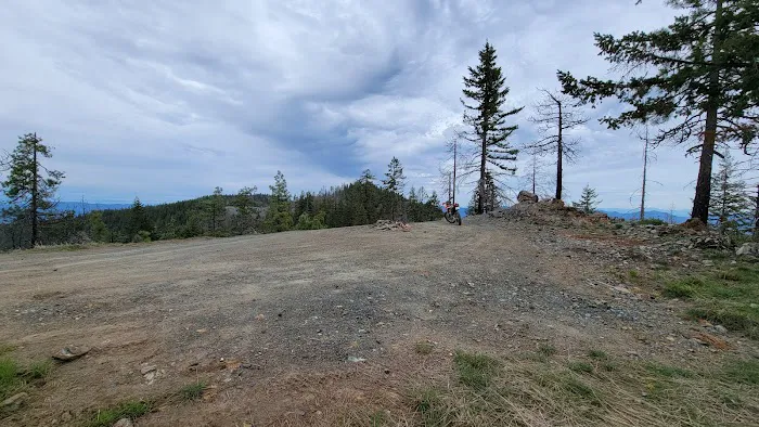 Mine Trail Campfire Lookout Picture 1