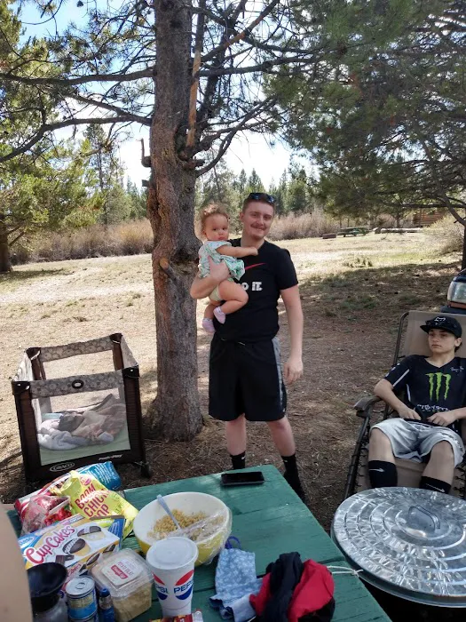 Rosland Campground Picture 10