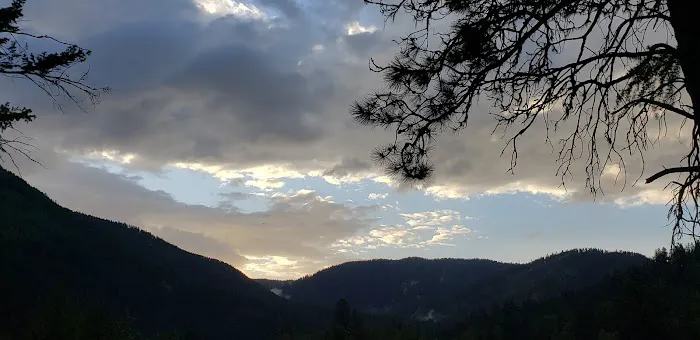 Dunn Creek Flats Campground & Boat Ramp Picture 9