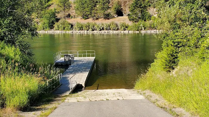 Dunn Creek Flats Campground & Boat Ramp Picture 4