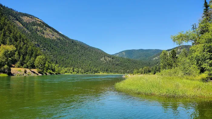 Dunn Creek Flats Campground & Boat Ramp Picture 3