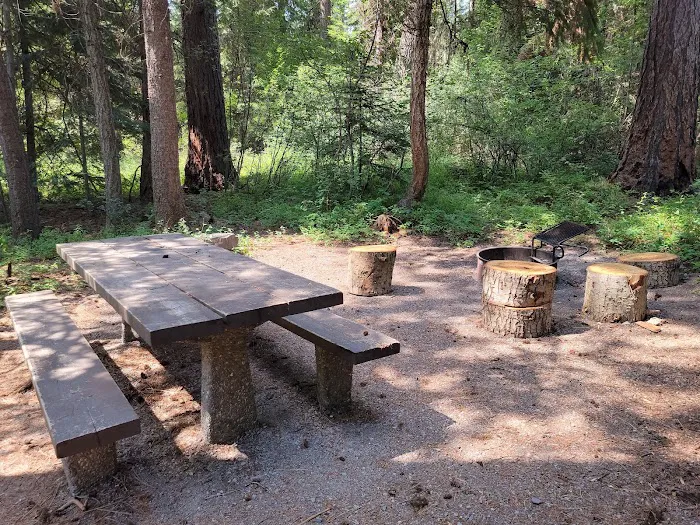 Pleasant Valley Campground Picture 7