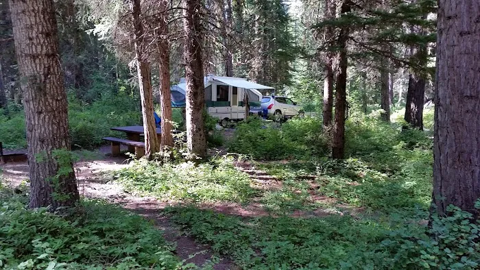 Fly Flat Campground Picture 9