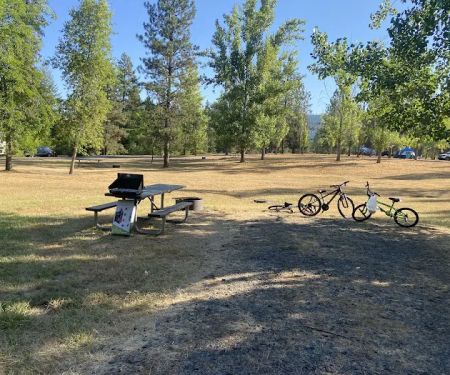 Dworshak Reservoir Grandad Campground