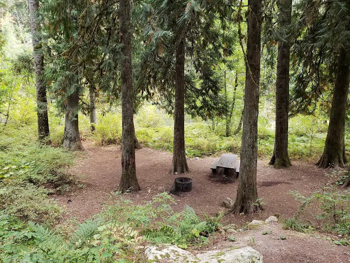 Aquarius Campground and Purple Beach Group Site Picture 9