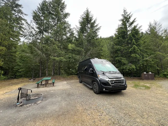 Skull Creek Campground Picture 10