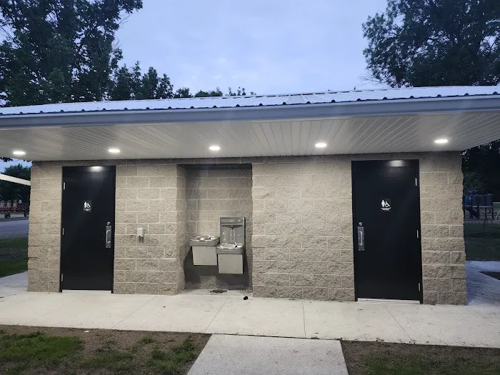 Towner City Park Campground Picture 5