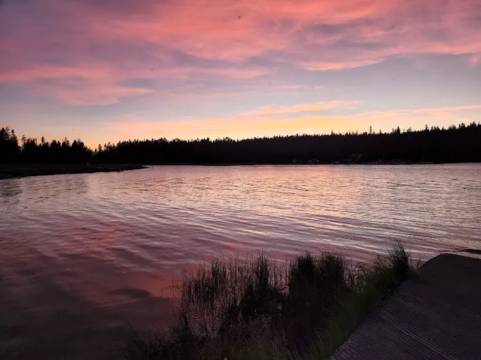 Paulina Lake Campground Picture 9