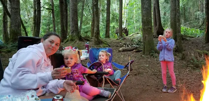 Sru Lake Campground Picture 6
