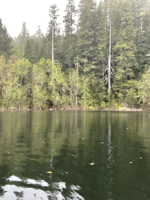 Sru Lake Campground Picture 3
