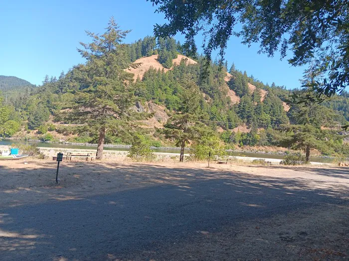Huntley Park Picture 6