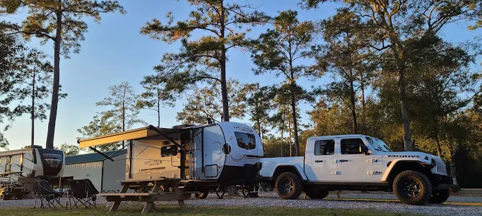Hidden Pines Campground Picture 6