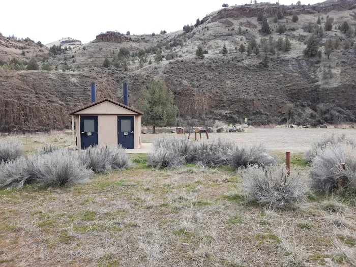 Service Creek Campground and Boat Launch Picture 6