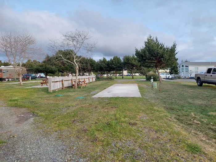 Bandon By the Sea RV Park Picture 9