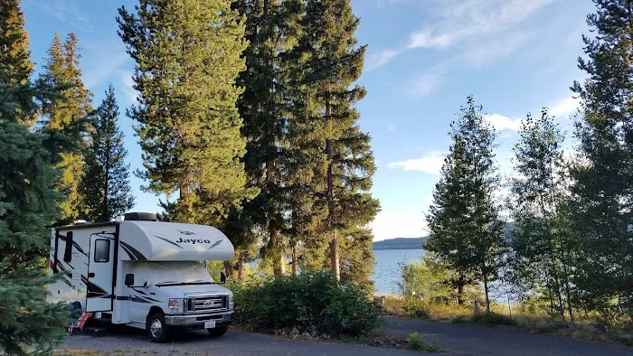 Diamond Lake Campground Picture 4