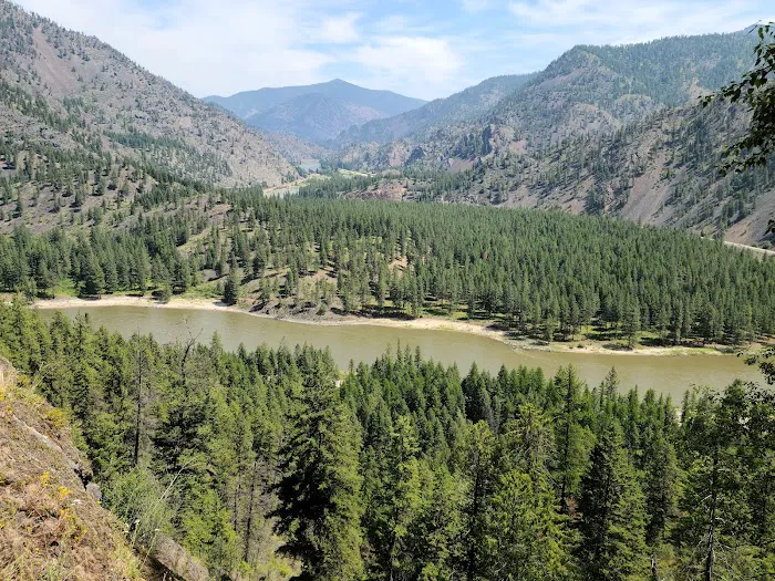 Cascade Creek Campground Picture 10