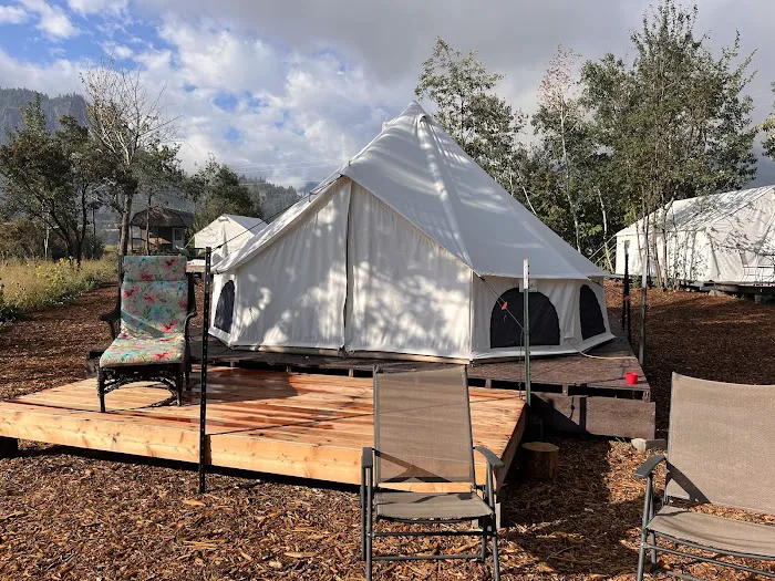 Peace of Paradise Glamping Picture 1