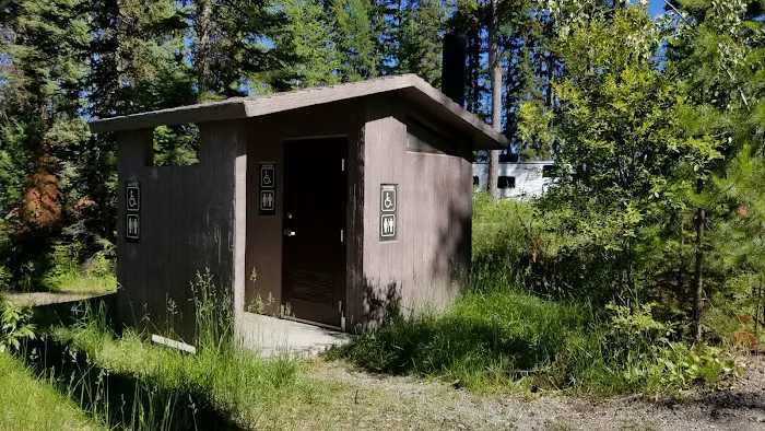 Upper Stillwater Campground Picture 7
