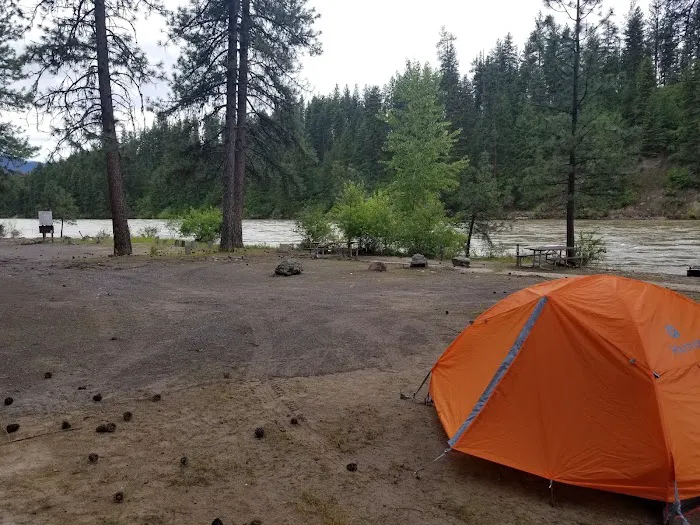Forest Grove Campground Picture 5