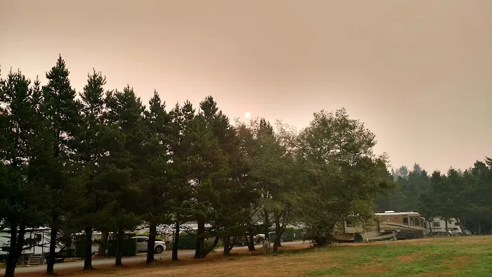 Elk River Campground Picture 2