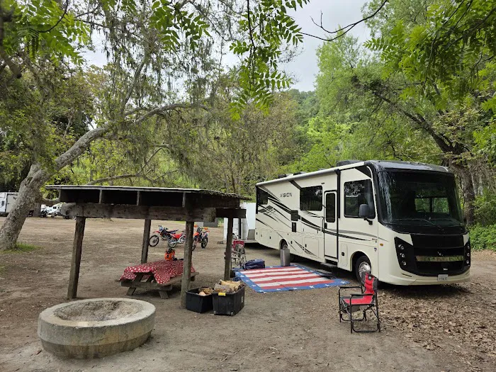 Walnut Campground Picture 3