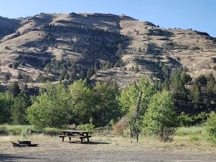 Lone Pine Campground Picture 8