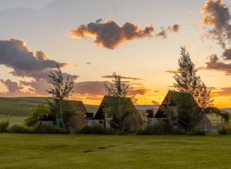 Lands Inn Cabins and Camping