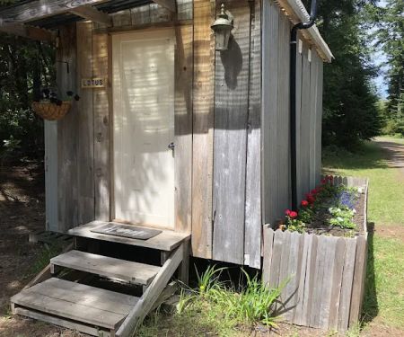 Dew Valley Ranch Nature Retreat