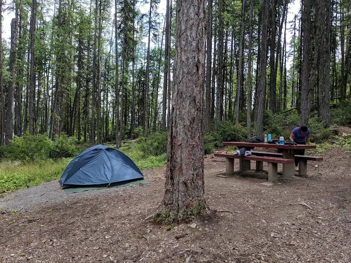 LOST JOHNNY POINT CAMPGROUND Picture 7