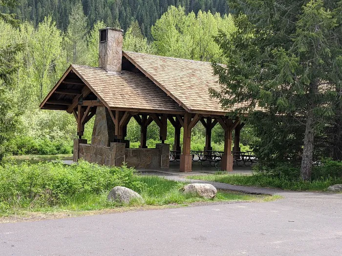WILDERNESS GATEWAY Picture 10