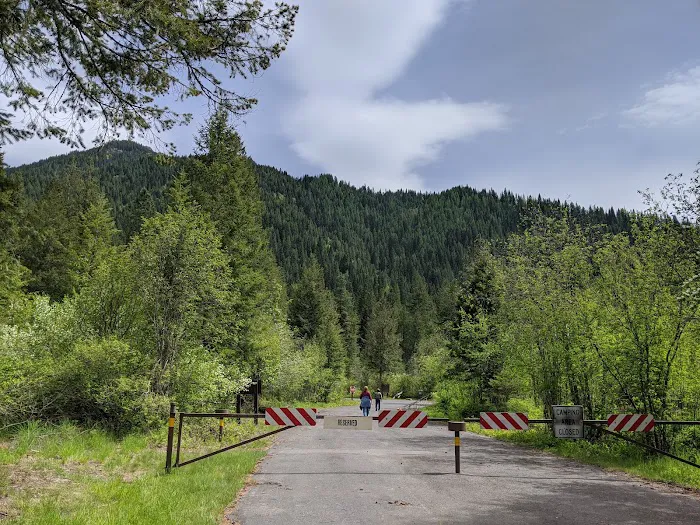 WILDERNESS GATEWAY Picture 7