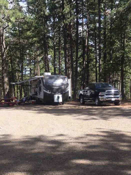 Forest Boundary Campground Picture 3
