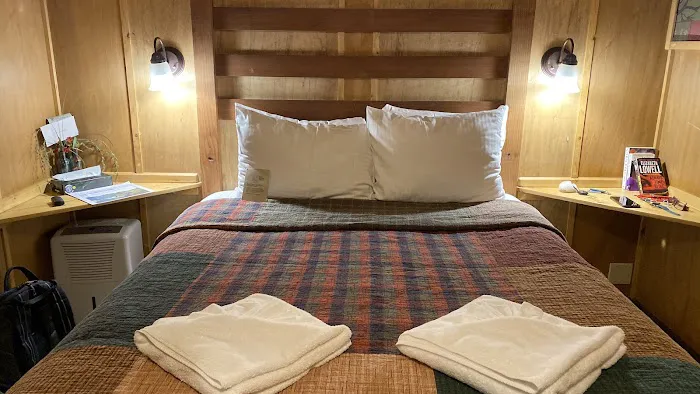 Riverside Campground & Cabins Picture 4