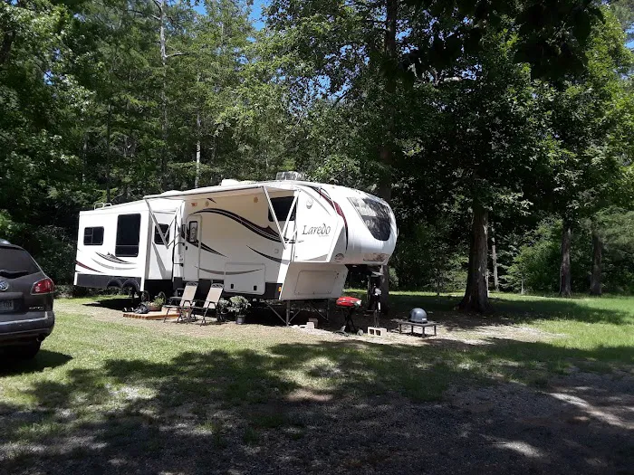 Riverbend RV Campground Picture 1