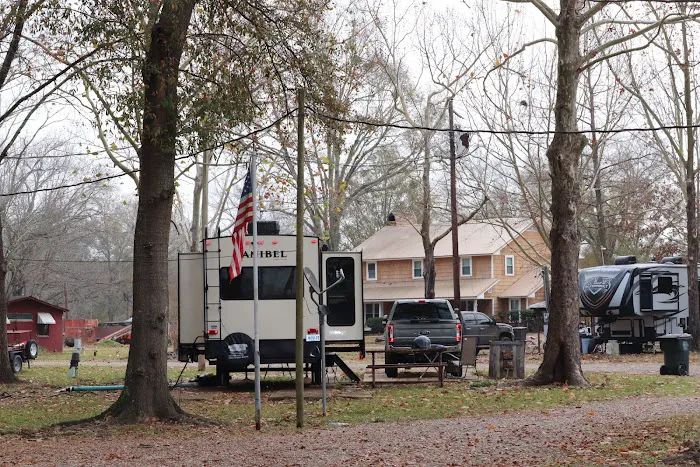 Riverton Lake Campgrounds Picture 3