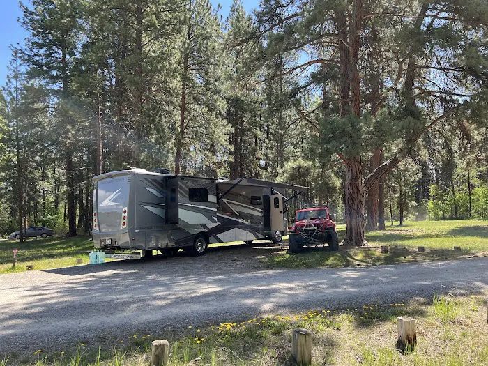 Chief Looking Glass Campground Picture 9