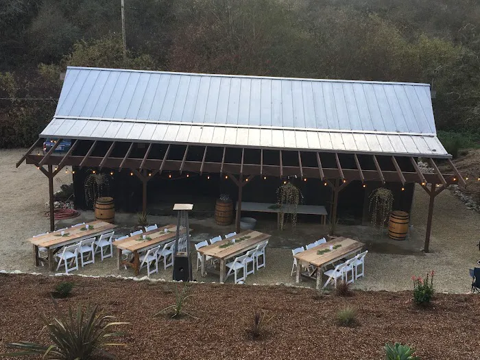 Whiskey Hill Barn Picture 7