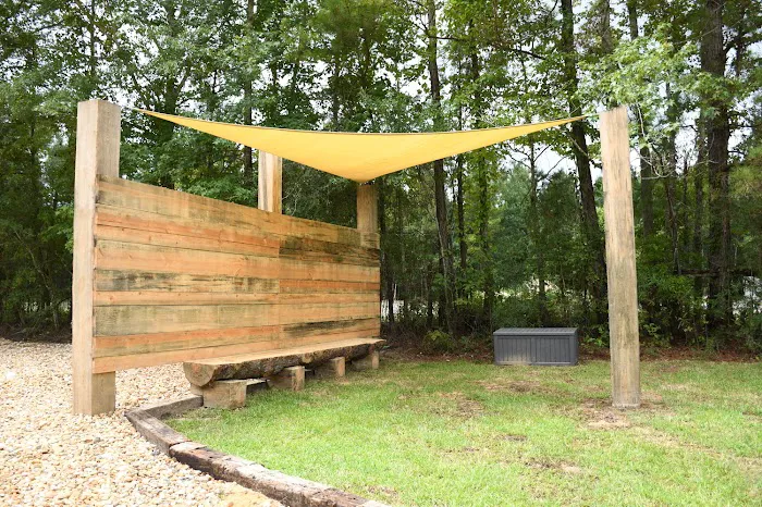 Flynn's Camping Grounds Picture 6