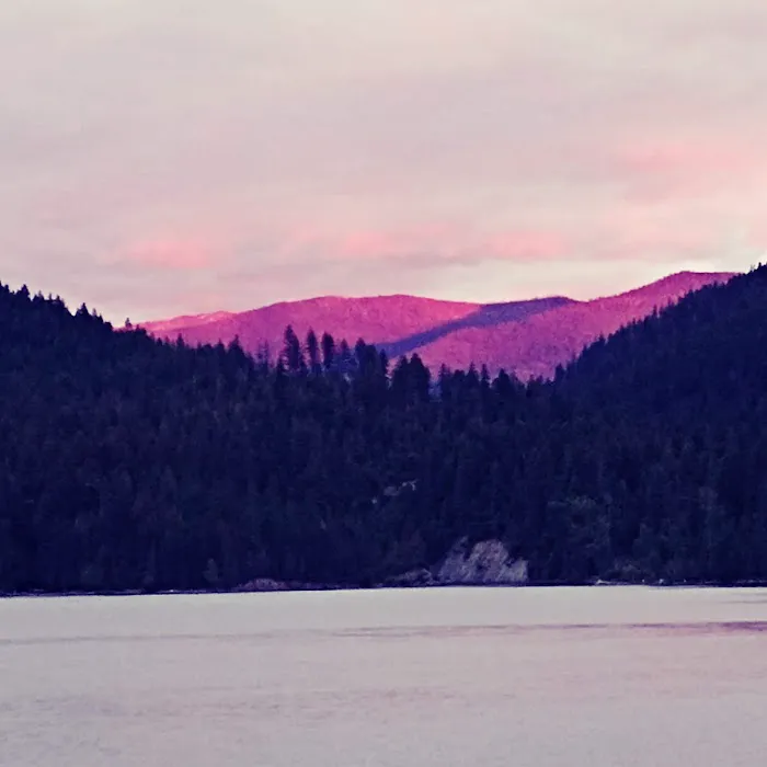 Saint Marys Lake Campground Picture 4