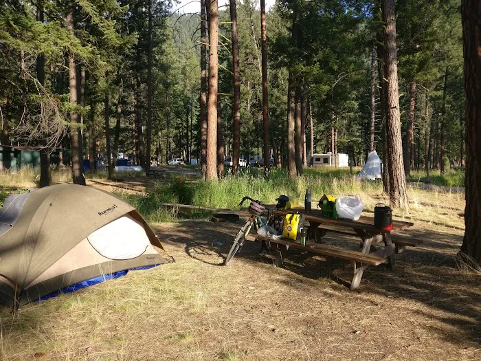 Ekstrom's Stage Station Campground Picture 8