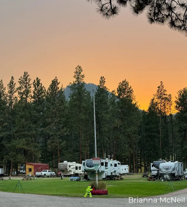 Ekstrom's Stage Station Campground Picture 10