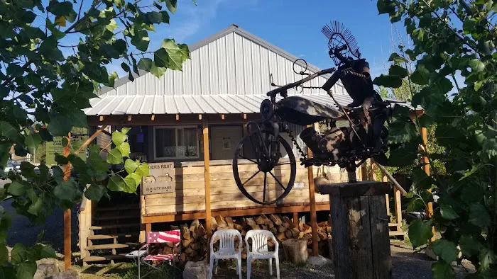 Riders Rest Picture 3